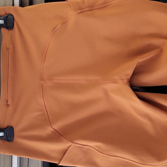 "Swift speed high rise tight" Leggings By "Lululemon" 🤎 - Picture 11 of 16